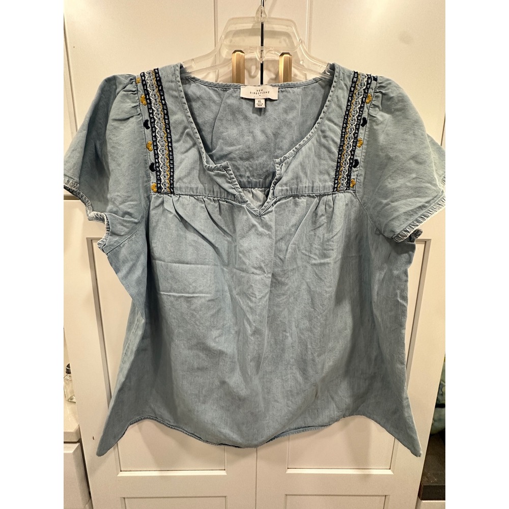 New Directions‎ Womens XL Chambray Blue Cotton Embroidered Split Neck Blouse Top